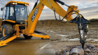 Услуги гидромолота на базе экскаватора-погрузчика JCB 3CX.